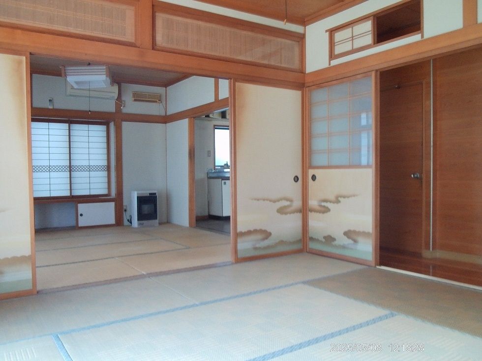 5DK Detached House in Hachinohe Matsugaoka - Akiya Bank Property - Thumbnail 3