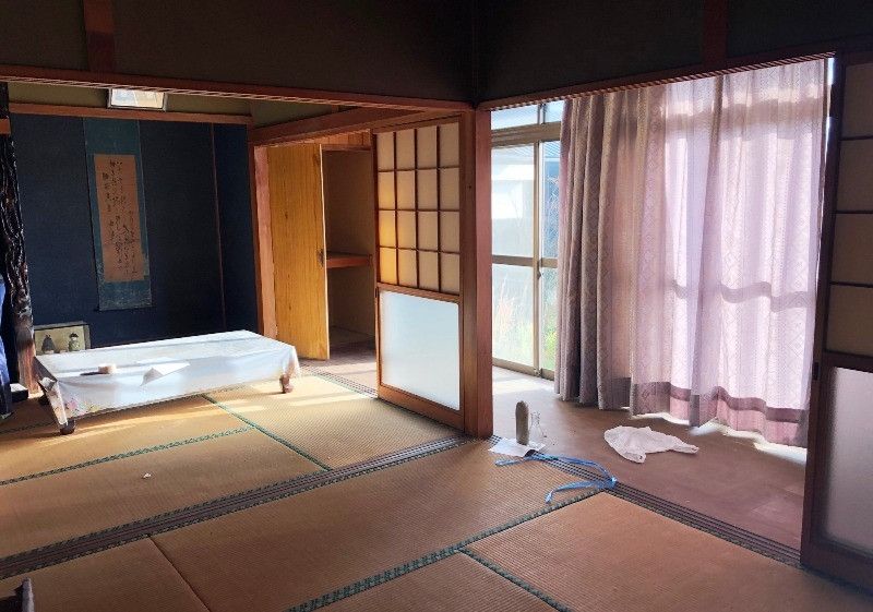 4DK House for Sale in Yanai with Large Garden - Akiya Bank No. 204 - Thumbnail 4