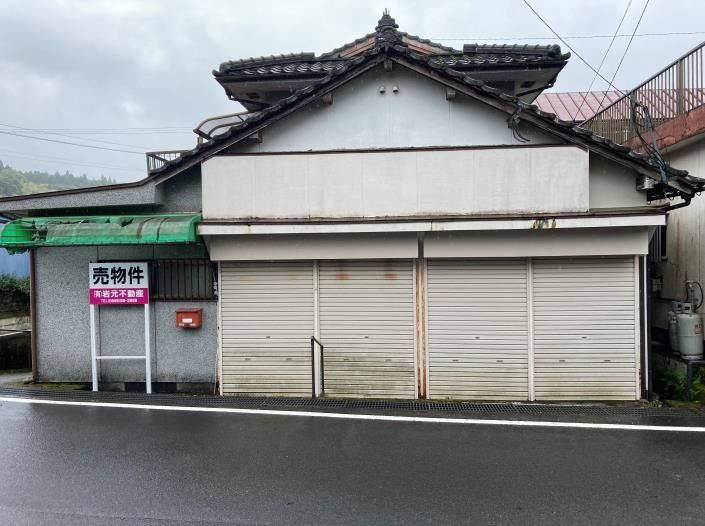 Shop with Residence for Sale in Kirishima, Kagoshima - Thumbnail 2