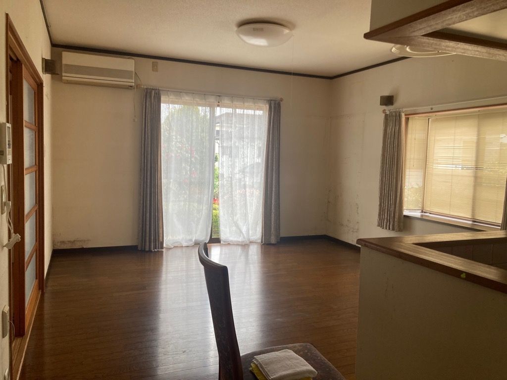 6LDK House for Sale in Taku City, Saga – 220.5 sqm, Near Station - Thumbnail 4