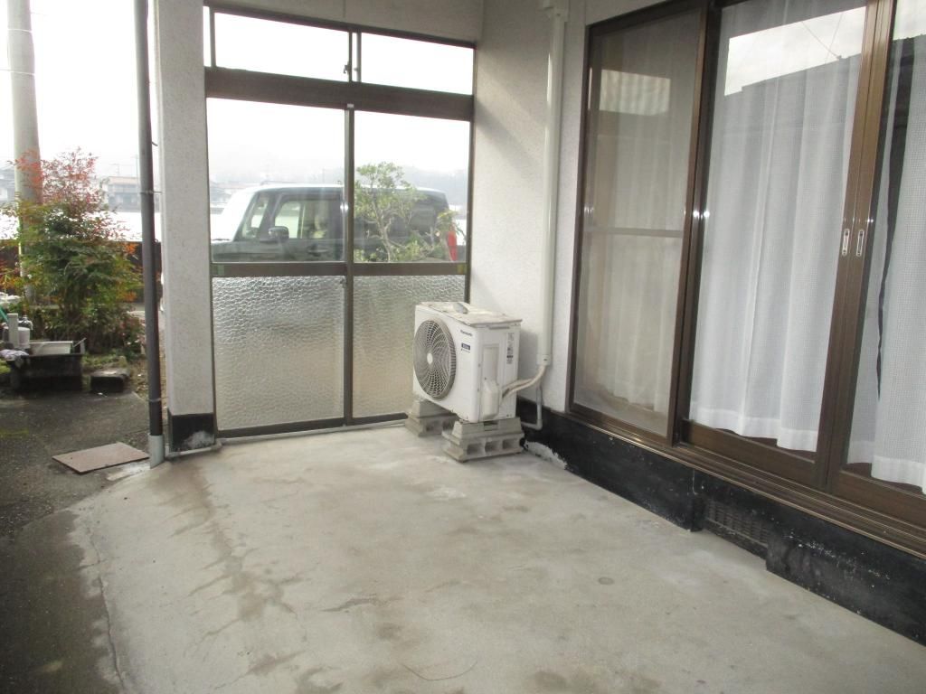 Sea View Akiya House for Sale in Kasaoka, Okayama - Thumbnail 2