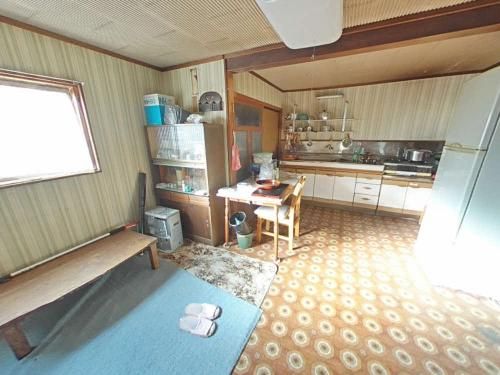9DK Traditional House for Rent in Yazu, Tottori with Garden & Pet OK - Thumbnail 2
