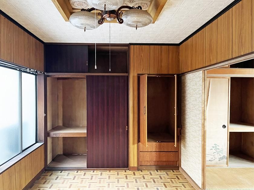 6-Bedroom House for Sale in Fukui City, Quiet Residential Area - Thumbnail 4