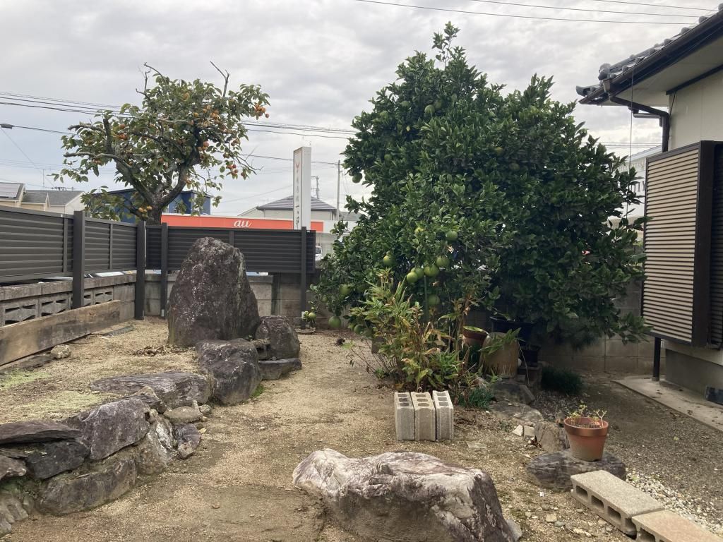 Single-Story 4DK House for Rent in Ogi City, Saga with Garden & Parking - Thumbnail 2