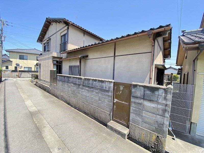 6SLDK Spacious House for Sale in Toyama's Awashima-cho - Thumbnail 4
