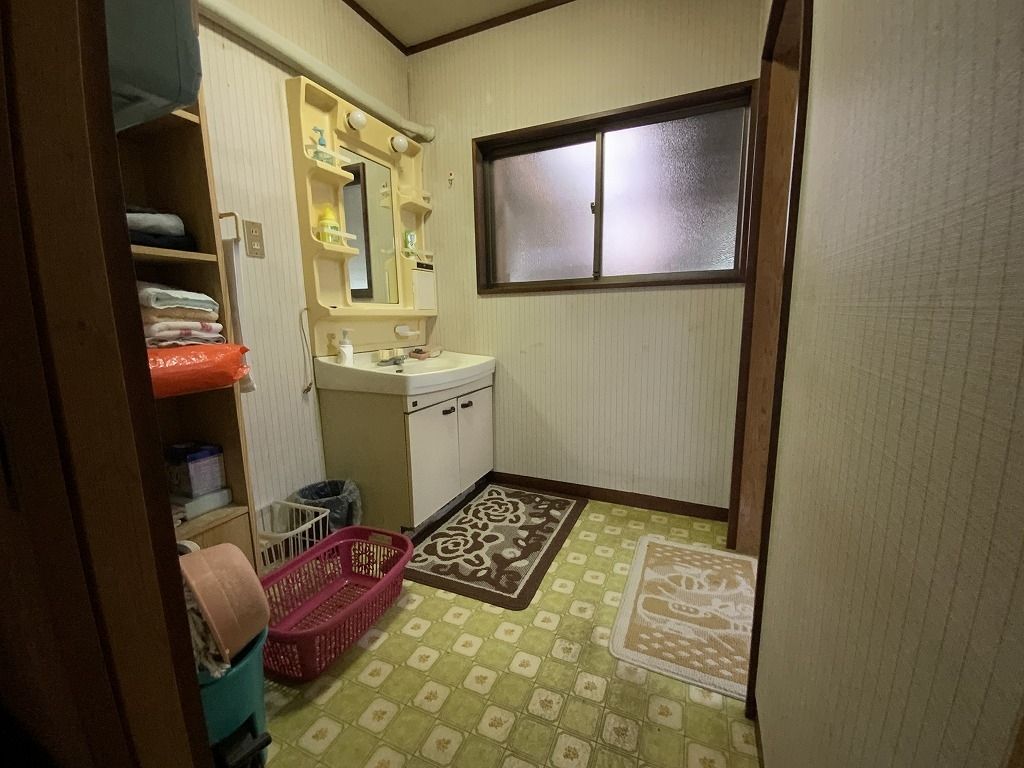 9DK House with Farmland in Iwakuni, Yamaguchi - Thumbnail 4