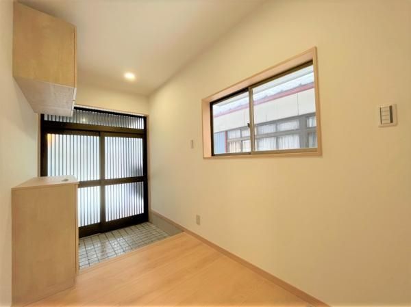 Renovated 3LDK Detached House for Sale in Fukui City - Thumbnail 2