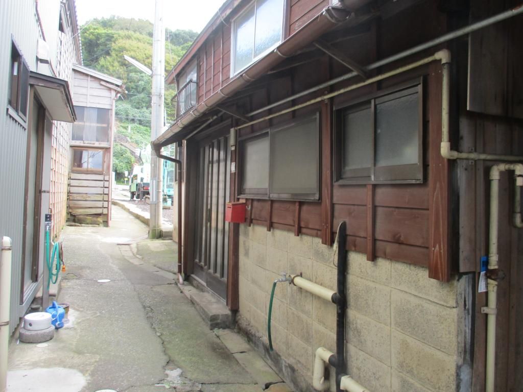 7.5 Million Yen Seaside House in Izumozaki, Niigata - Thumbnail 3