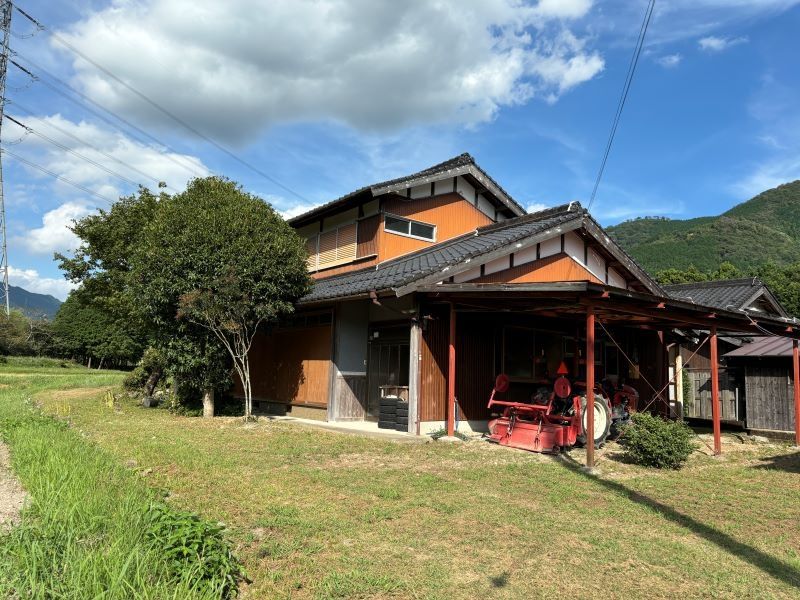 5DK Country House with Farmland for Sale in Taka Town, Hyogo - Thumbnail 2