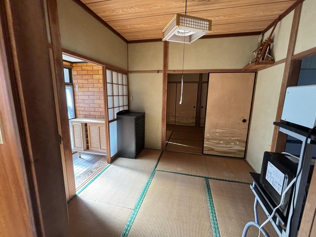 9DK Two-Household Home for Sale in Tsushima, Nagasaki - Thumbnail 3