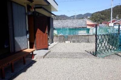 3K Vacant House for Sale in Minamiise, Mie - 128.92 sqm Land — Image 1, Minamiise, Mie