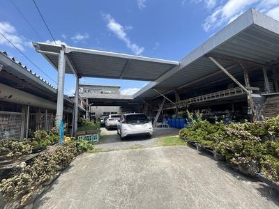 Spacious 6LDK House with Factory in Kadogawa — Image 1, Kadokawa, Miyazaki
