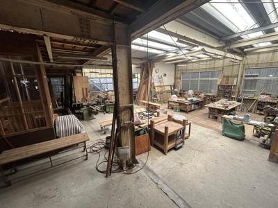 Spacious 6LDK House with Factory in Kadogawa — Image 4, Kadokawa, Miyazaki