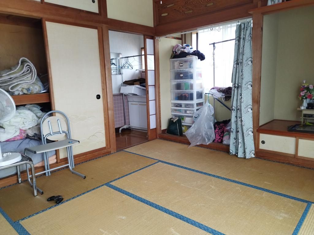 Spacious Former Sake Shop Akiya for Sale in Sanjo, Niigata - Thumbnail 4