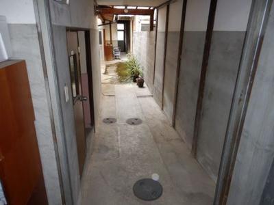 Historic Commercial-Residential Property in Iyo City Shopping District — Image 1, Iyo, Ehime