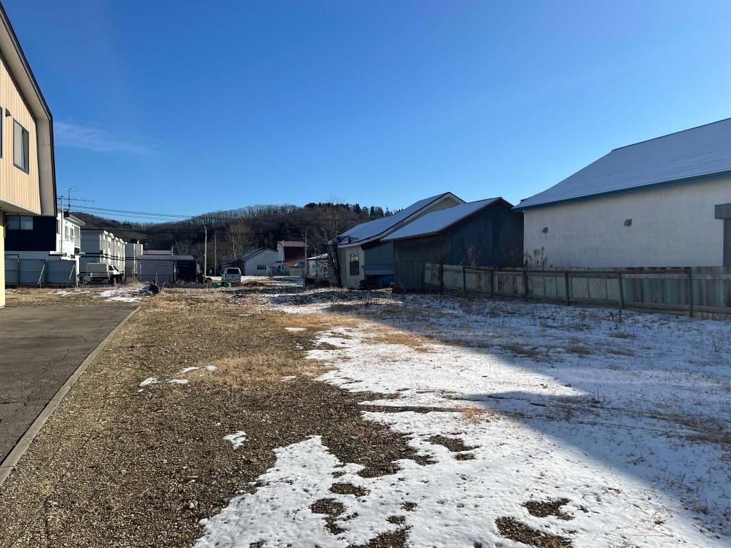 Vacant Corner Land Plot for Sale in Urahoro, Hokkaido - Thumbnail 3
