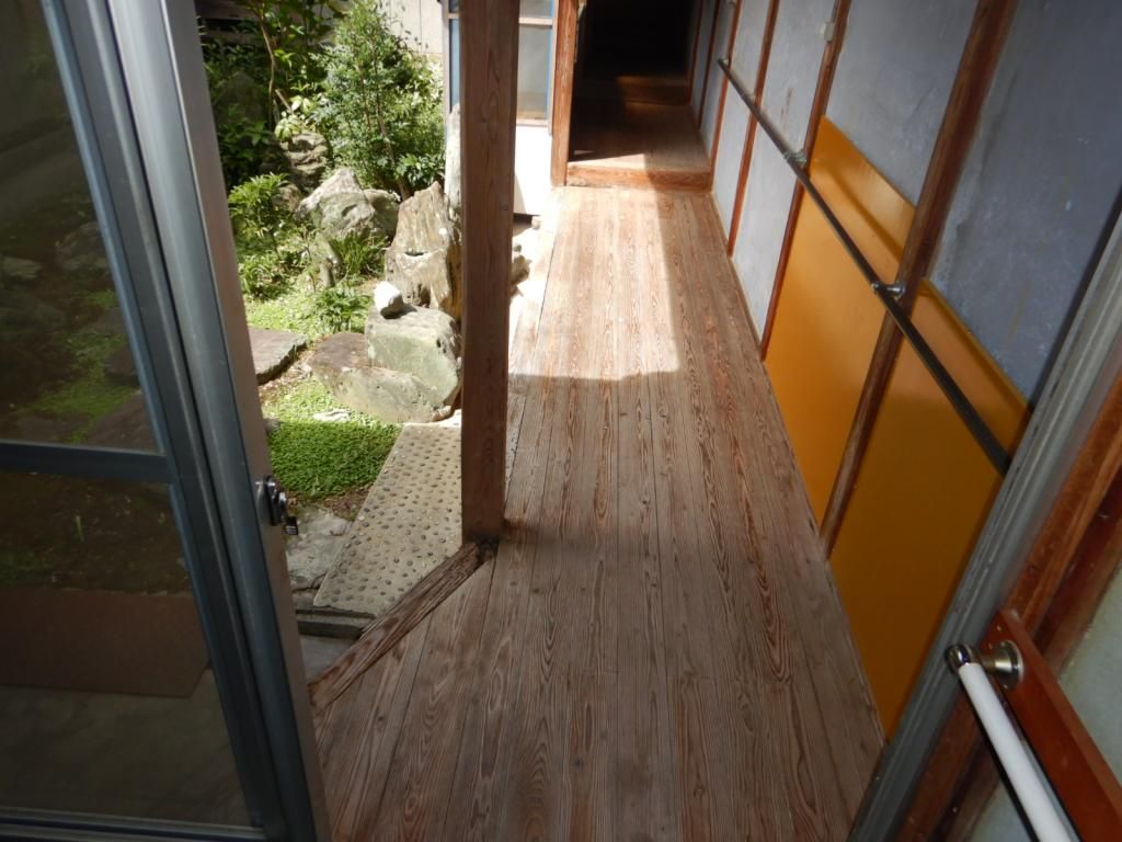 Shop-Attached House for Sale in Iyo City, Ehime - Akiya Bank Property - Thumbnail 2