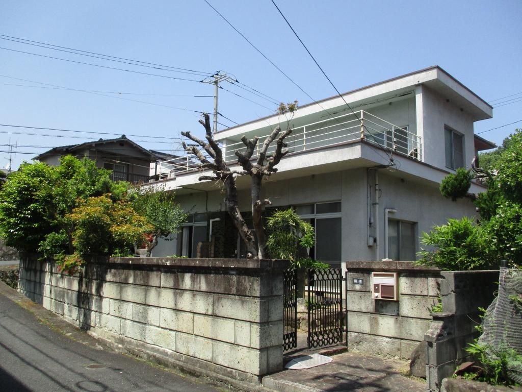 5DK Vacant House for Sale in Quiet Kasaoka, Okayama - Thumbnail 2