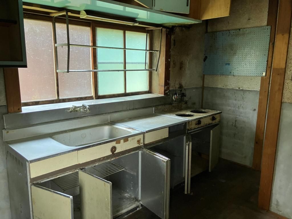 1968 Detached House for Sale in Takaoka, Toyama - 111 sqm - Thumbnail 3