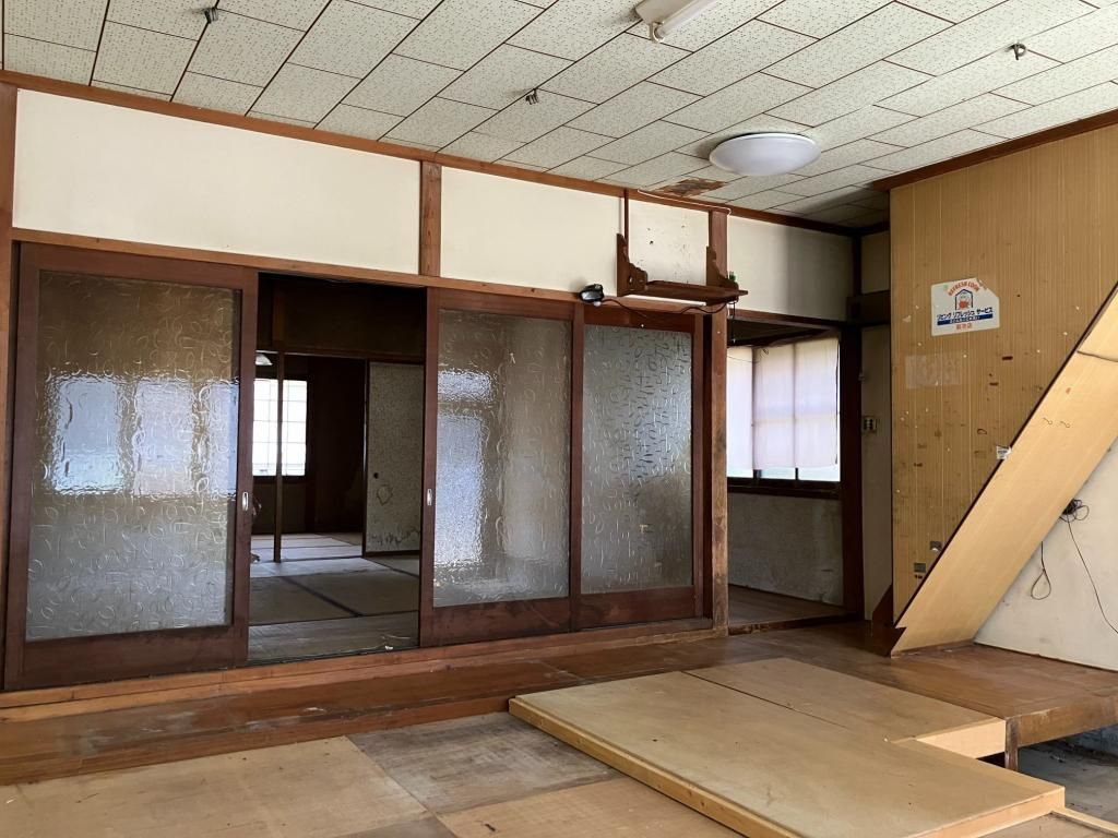 1968 Detached House for Sale in Takaoka, Toyama - 111 sqm - Thumbnail 4