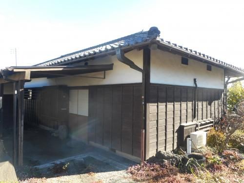 6LDK Traditional House with Detached Unit in Annaka, Gunma - Image 1