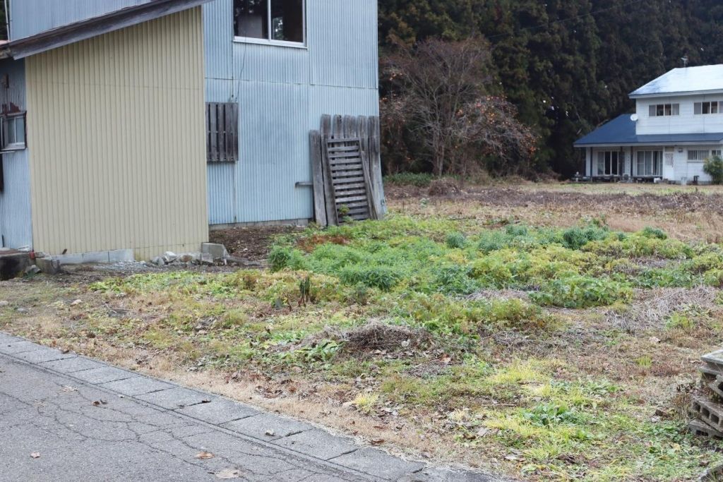 Compact Vacant Land for Sale in Central Yanaizu Town, Fukushima - Thumbnail 2