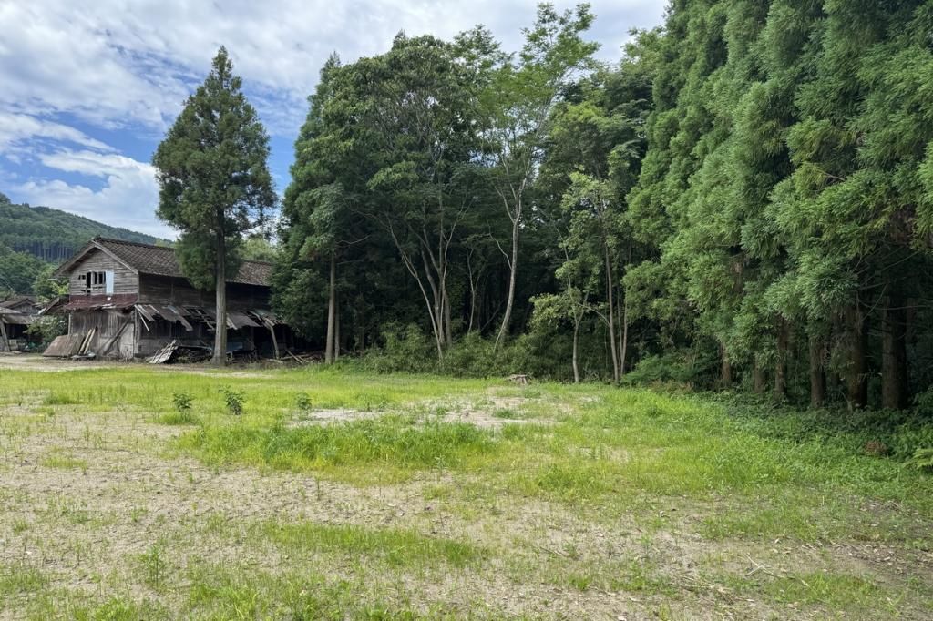 305 Tsubo Mountain-Access Vacant Land for Sale in Takaharu, Miyazaki - Thumbnail 2