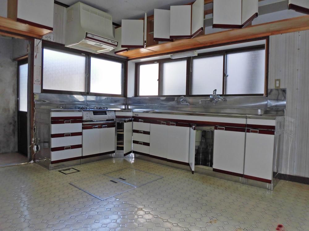 8DK Family Home for Sale in Odate, Akita - 292 sqm Corner Lot - Thumbnail 4