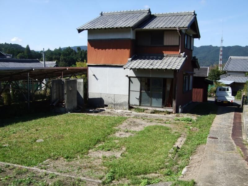 Old House on Spacious Land for Sale in Nabari, Mie - Thumbnail 2
