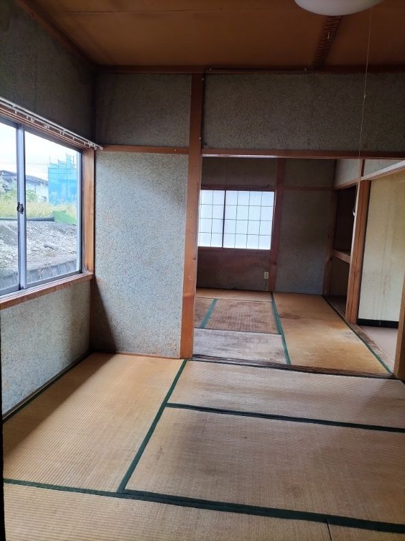6LDK Detached House for Sale in Odate, Akita - Large Corner Lot - Thumbnail 4