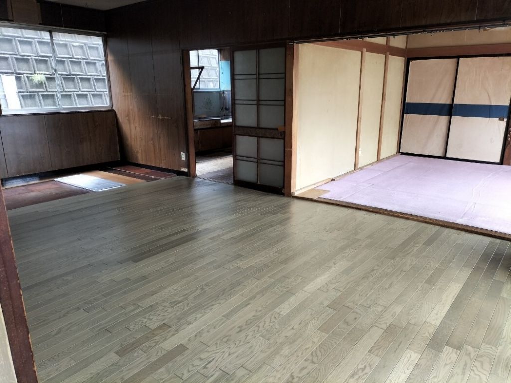 6LDK Detached House for Sale in Odate, Akita - Large Corner Lot - Thumbnail 2