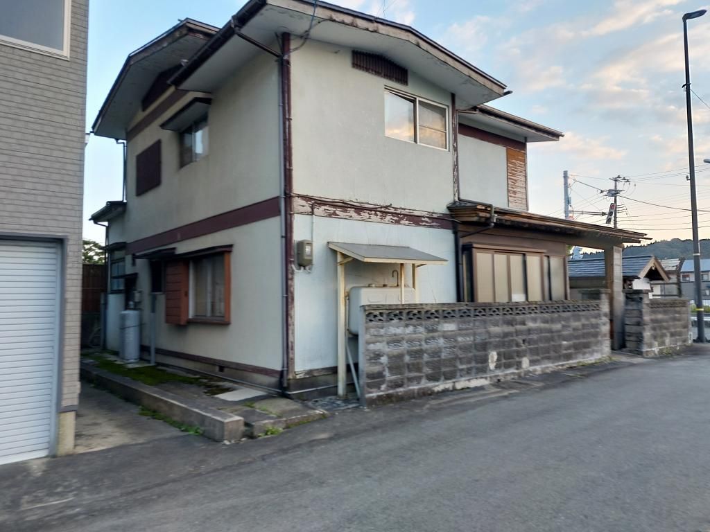 7DK Family House for Sale in Mogami Town, Yamagata - Thumbnail 2
