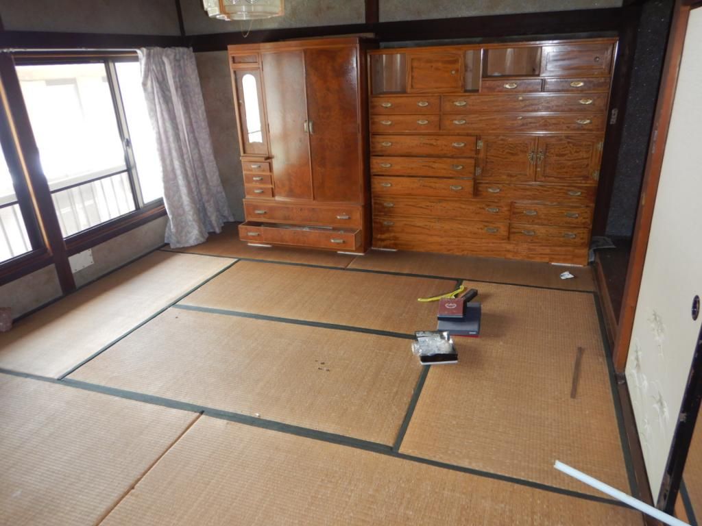 Historic 1927 Wooden House for Sale in Iyo City, Ehime - Thumbnail 3