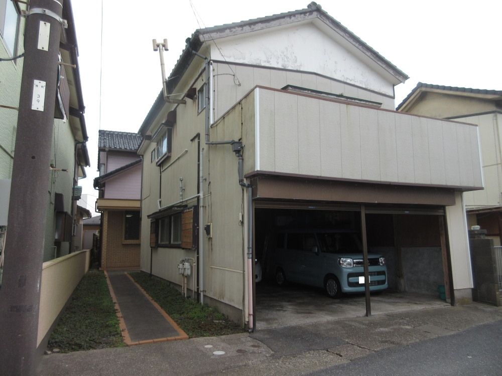 4LDK House for Sale in Quiet Choshi, Chiba - 680万円 - Image 1
