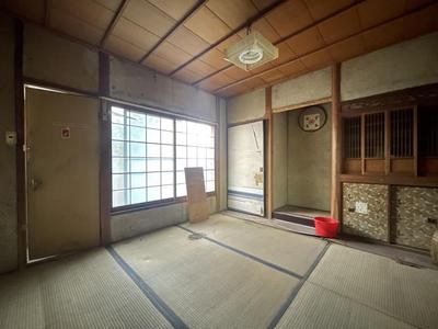 Traditional 8DK House in Minanawaji City - 268m² Living Space — Image 3, Minamiawaji, Hyogo