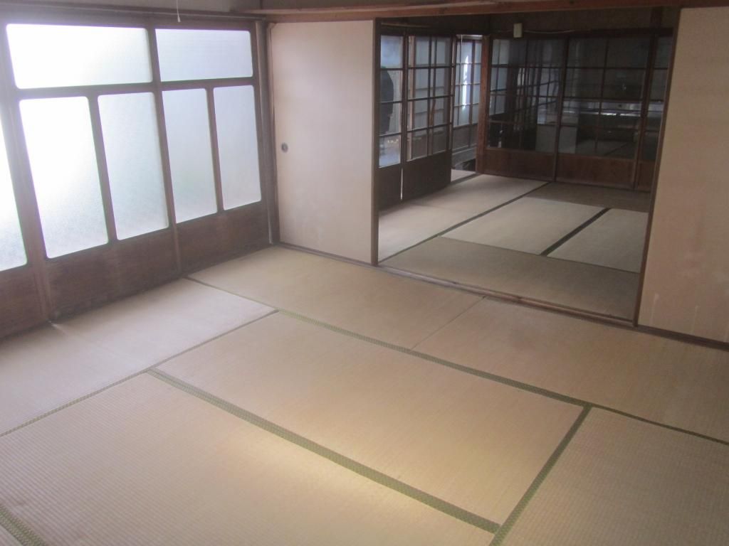 5DK Detached House for Sale in Quiet Ibara, Okayama - Thumbnail 4