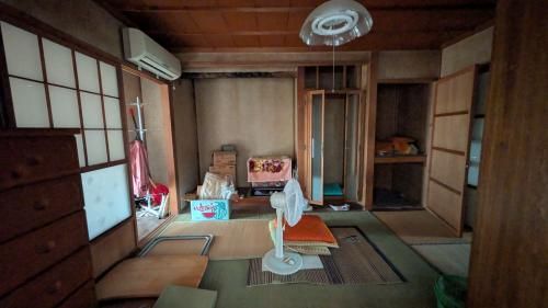 Compact 4K Vacant House for Sale in Sanjo City, Niigata - Thumbnail 4