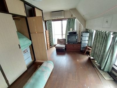 Mihara Akiya: 3DK House for Renovation Near JR Station - Thumbnail 4
