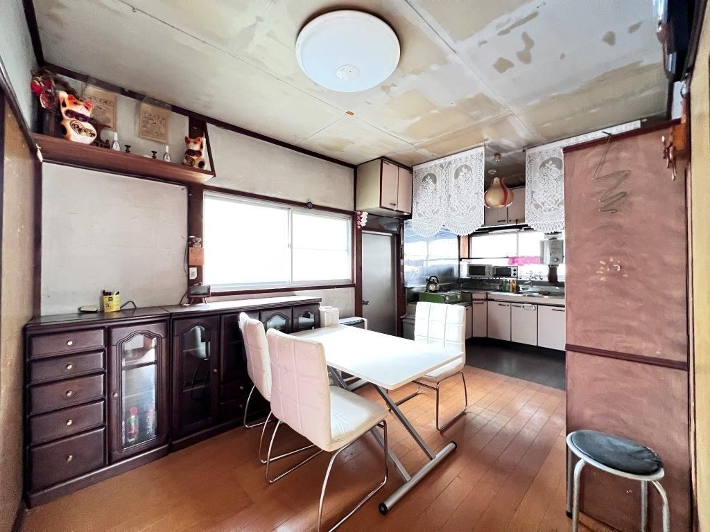 8LDK Detached House for Sale in Tsumagoi Village, Gunma - Thumbnail 2