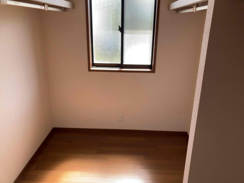 Renovated 5-Bedroom House for Rent in Hokuei Town, Tottori - Thumbnail 4