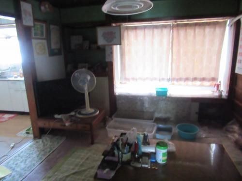 65-Year-Old 4DK House with Garden in Saiki, Oita - Akiya Bank Listing - Thumbnail 3