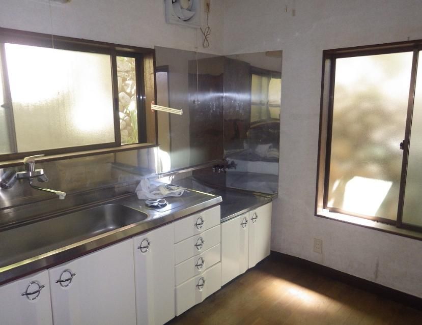 3DK Wooden House for Sale in Tanabe, Wakayama - 1.2M Yen - Thumbnail 4
