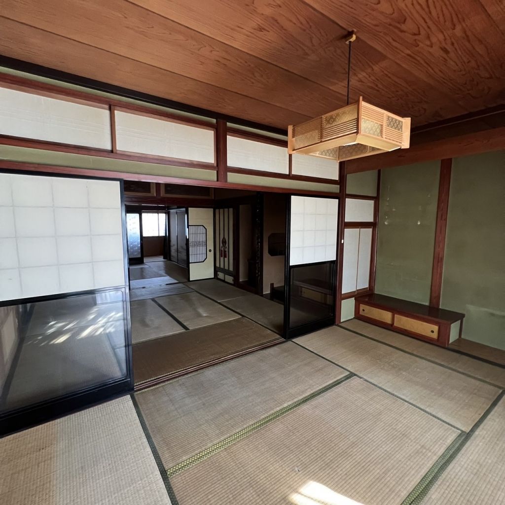 Detached House in Oyabe City, Toyama - 107 sqm, Akiya Bank - Thumbnail 3