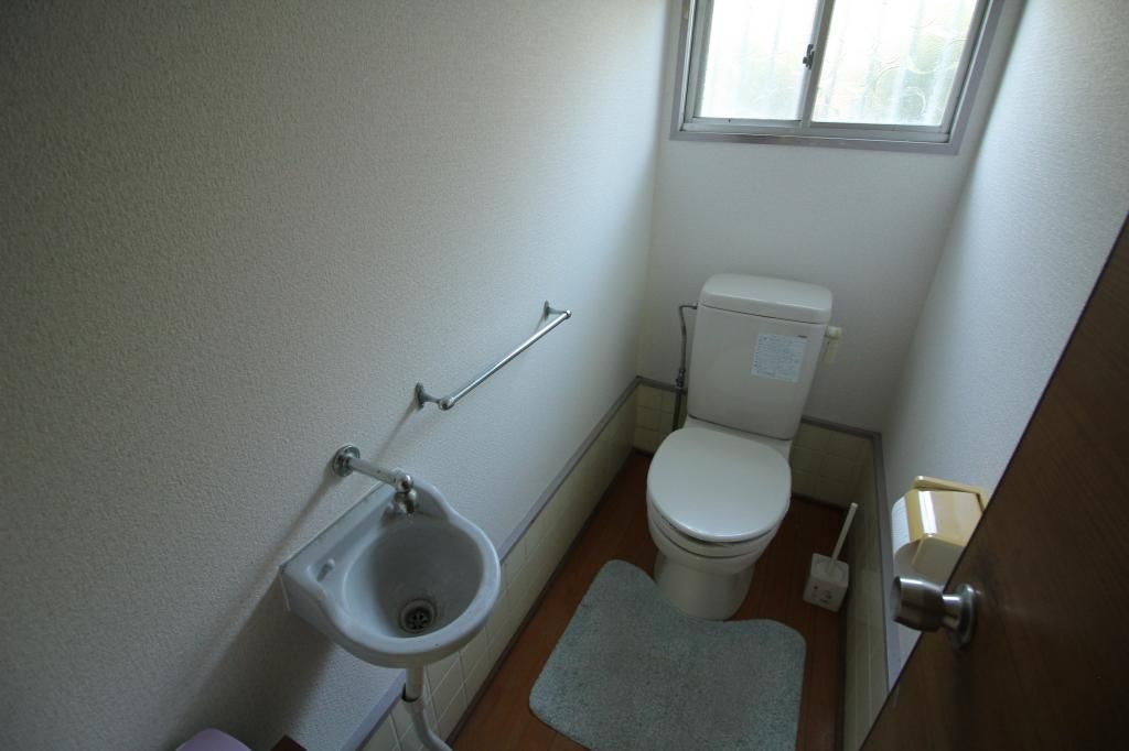 Steel-Frame 4DK House for Sale in Uto City, Kumamoto - Thumbnail 2