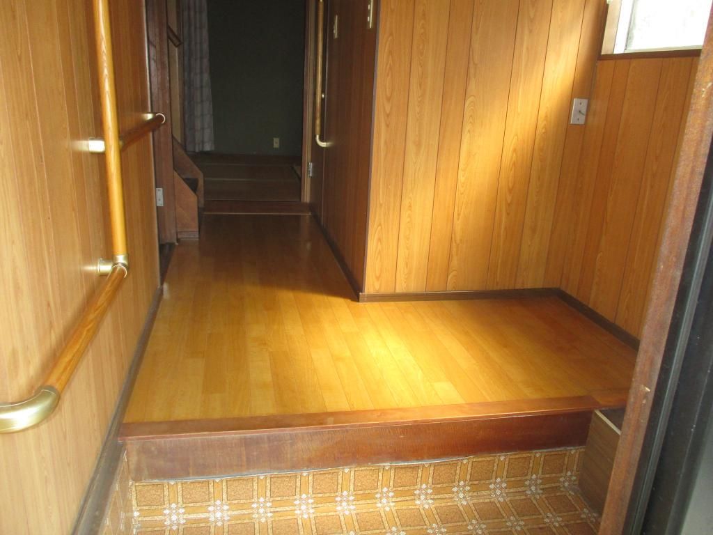 4DK Detached House for Sale in Kasaoka, Okayama - Akiya Bank Property - Thumbnail 2