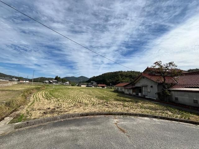 Century-Old 6K Wooden House for Rent in Hatsukaichi, Hiroshima - Thumbnail 3