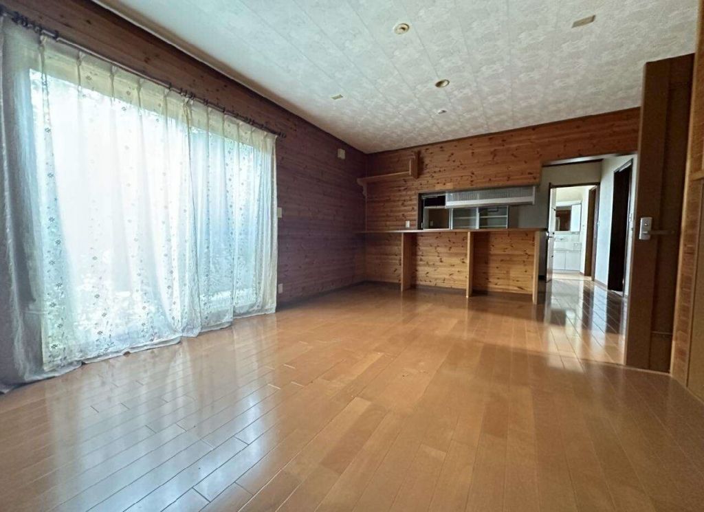 4LDK All-Electric House in Yazu Town, Tottori with Mountain Views - Thumbnail 3