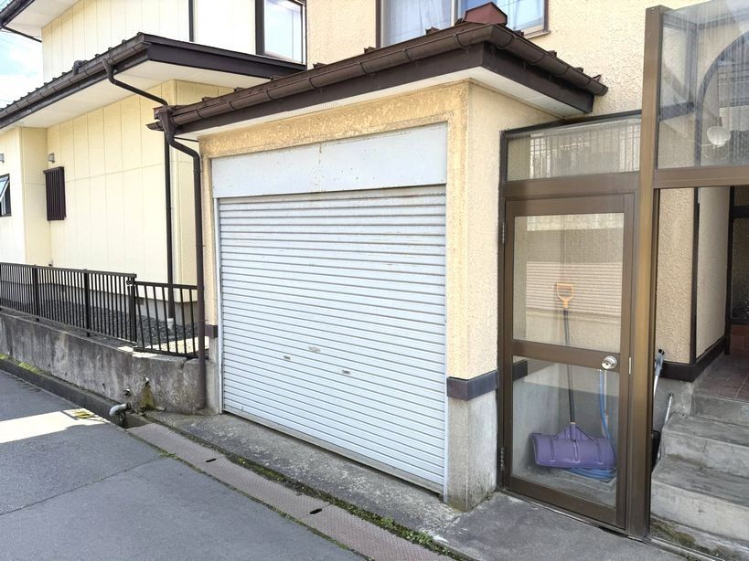 Spacious 5DK House in Hachinohe with Park Access - Thumbnail 2