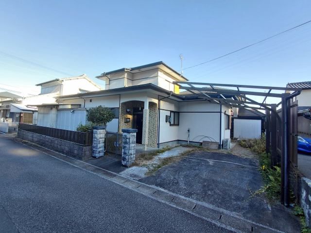 5LDK House for Sale in Hyuga, Miyazaki - Akiya Bank Property - Image 1