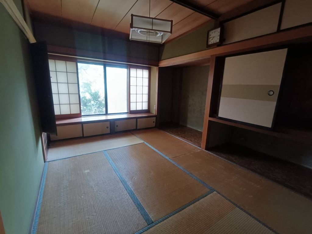 8DK Family Home for Sale in Odate, Akita - 244 sqm on 719 sqm Land - Image 22